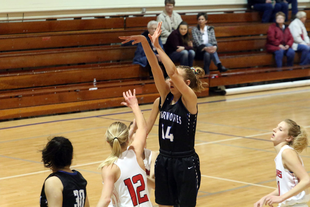 Exeter-Milligan vs Meridian (14).JPG